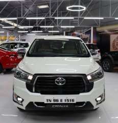 Toyota Innova Crysta 2.4 ZX 7 STR