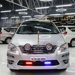 Toyota Innova 2.5 V 7 STR