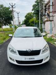 Skoda Rapid Elegance 1.6 MPFI MT
