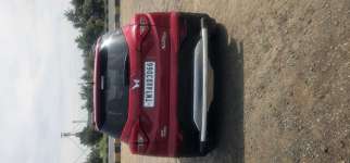 Mahindra XUV300 W8 Opt