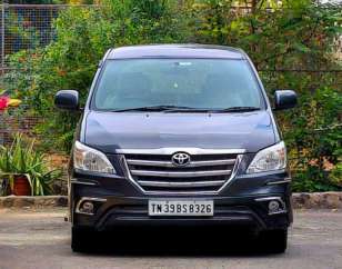 Toyota Innova 2.5 GX 7 STR BS IV