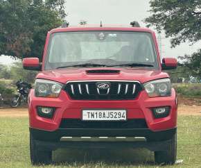 Mahindra Scorpio Intelli Hybrid S10
