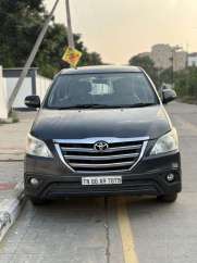 Toyota Innova 2.5 V 7 STR