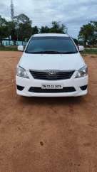 Toyota Innova 2.5 G 8 STR