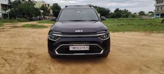 Kia carens Luxury Plus