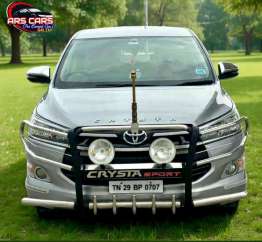 Toyota Innova Crysta 2.4 GX