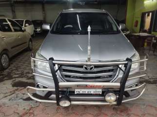 Toyota Innova 2.5 V