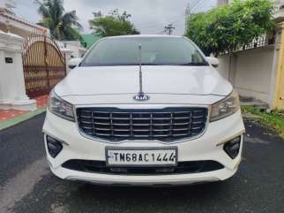 Kia Carnival Premium