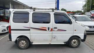 Maruti Suzuki Eeco 5 STR Ac