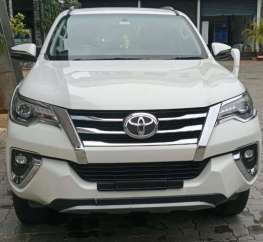 Toyota Fortuner 3.0 4X4 MT