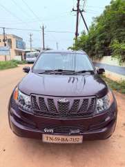 Mahindra XUV500 W8
