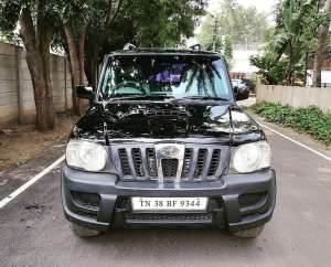 Mahindra Scorpio 2.6 LX