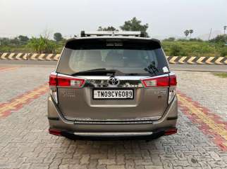 Toyota Innova Crysta 2.4 GX MT