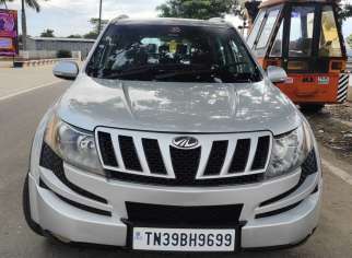 Mahindra XUV500 W8