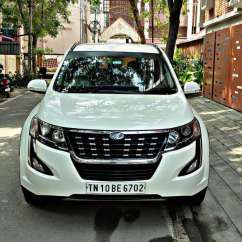 Mahindra XUV500 W7 AT