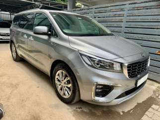 Kia Carnival Limousine