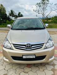 Toyota Innova 2.5 V 7 STR