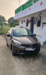 Tata Tiago XE