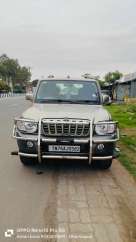 Mahindra Scorpio S